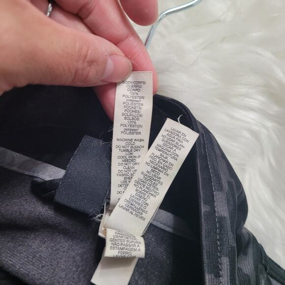 Adidas Men’s Medium Black Track Jacket Essentials Tricot Full Zip EUC - Picture 7 of 7